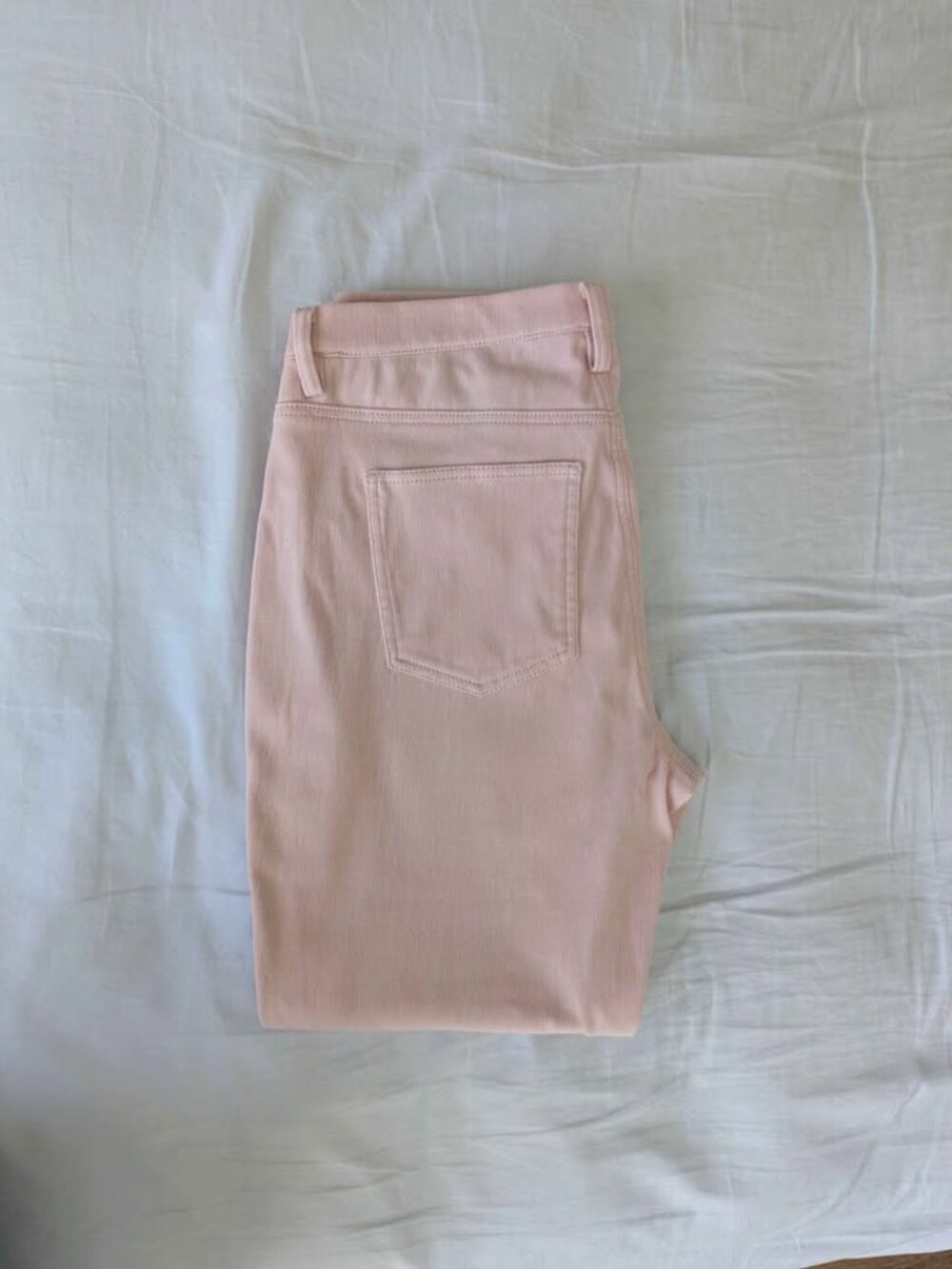 (NEW): Uniqlo Ultra Stretch Cropped Leggings Pants (L) - Pink / - 28" waist